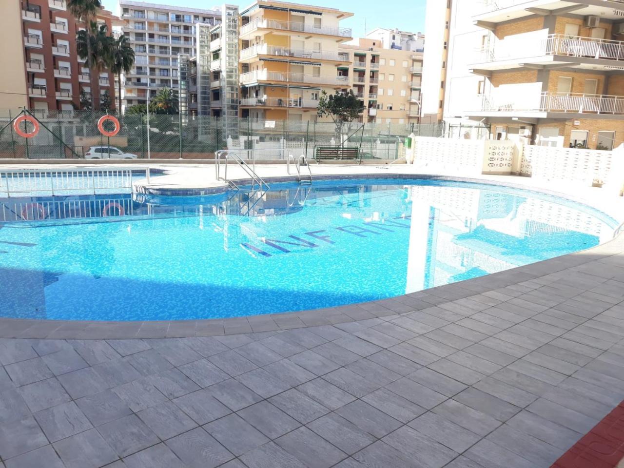 Infante Primera Linea Gandia Playa Solo Familias Playa de Gandia المظهر الخارجي الصورة