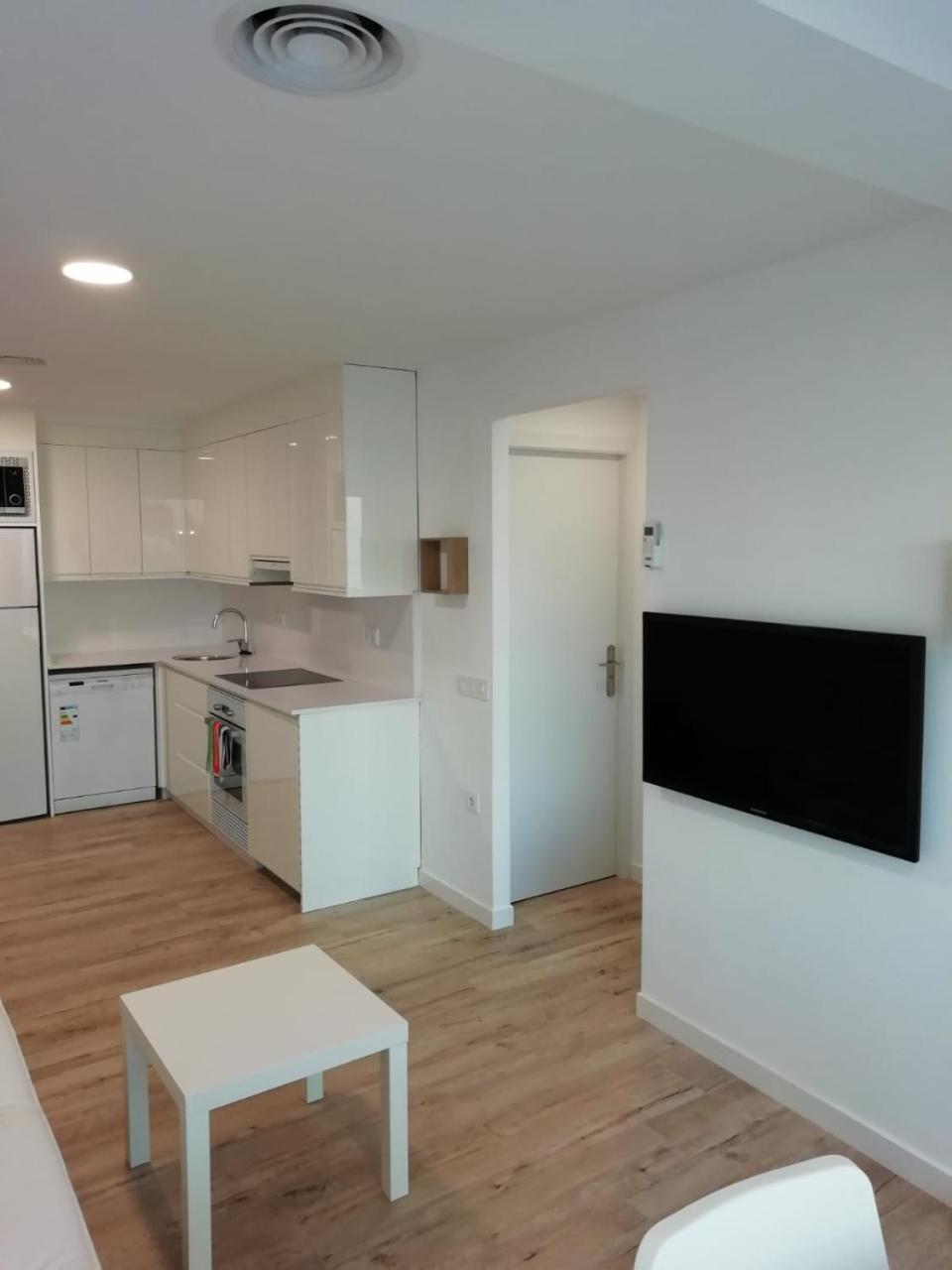 Infante Primera Linea Gandia Playa Solo Familias Playa de Gandia المظهر الخارجي الصورة