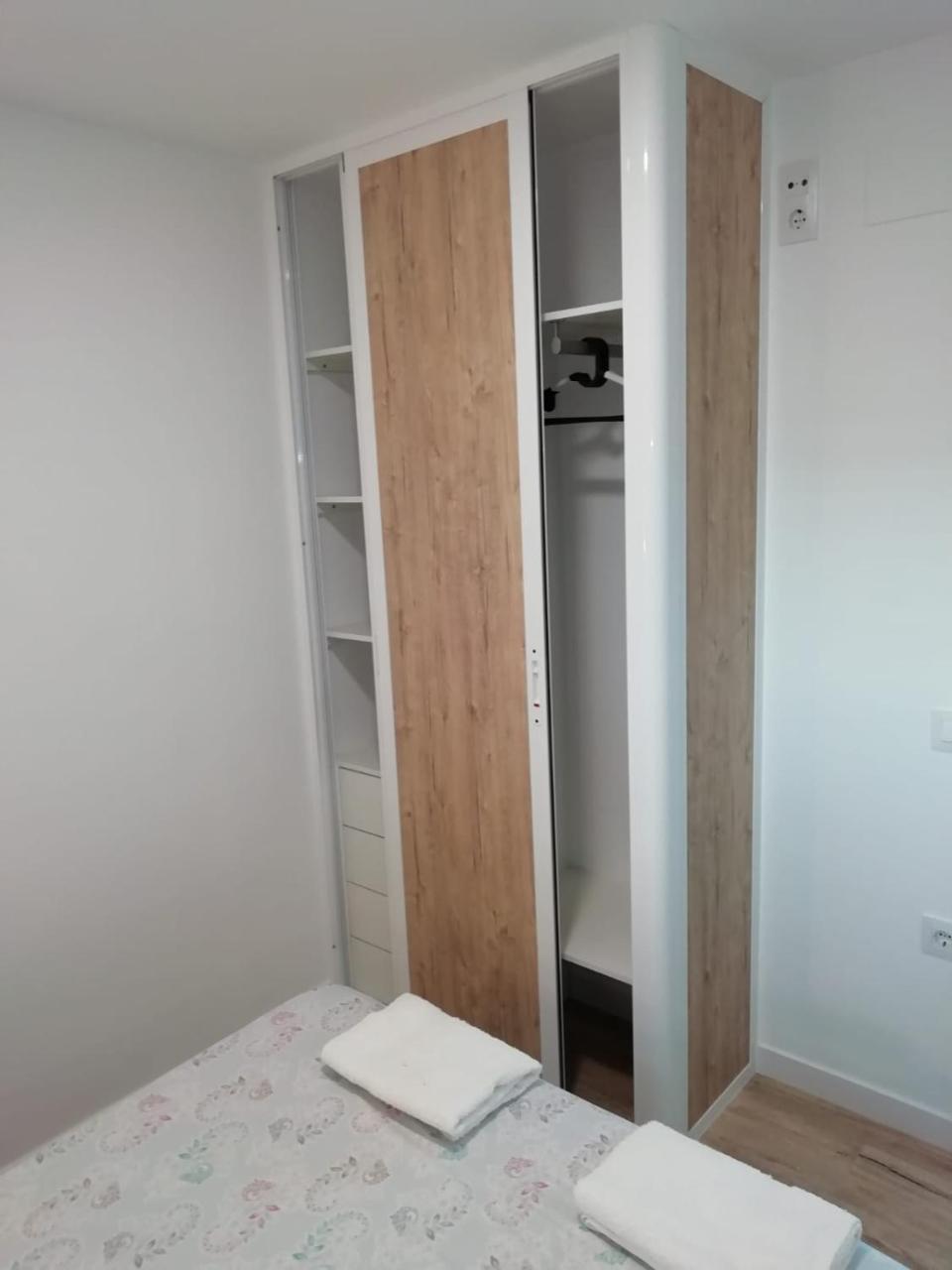 Infante Primera Linea Gandia Playa Solo Familias Playa de Gandia المظهر الخارجي الصورة