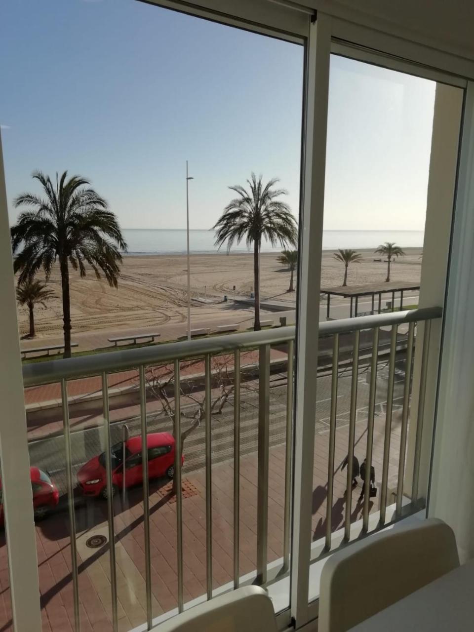 Infante Primera Linea Gandia Playa Solo Familias Playa de Gandia المظهر الخارجي الصورة