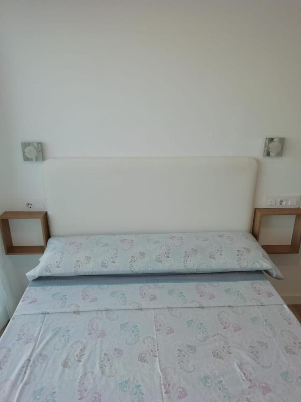 Infante Primera Linea Gandia Playa Solo Familias Playa de Gandia المظهر الخارجي الصورة